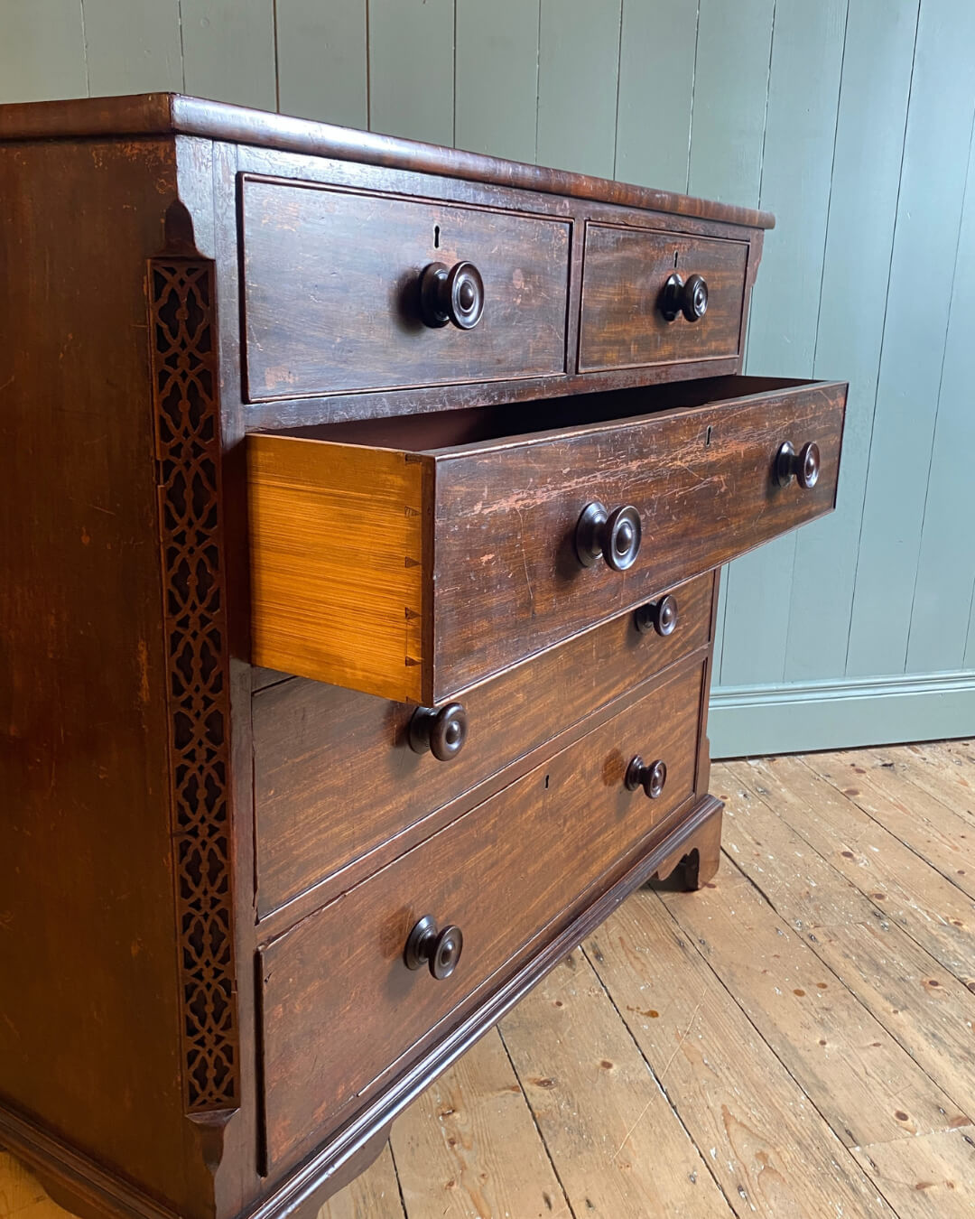 Early 19th Century Oak Chest Of Drawers