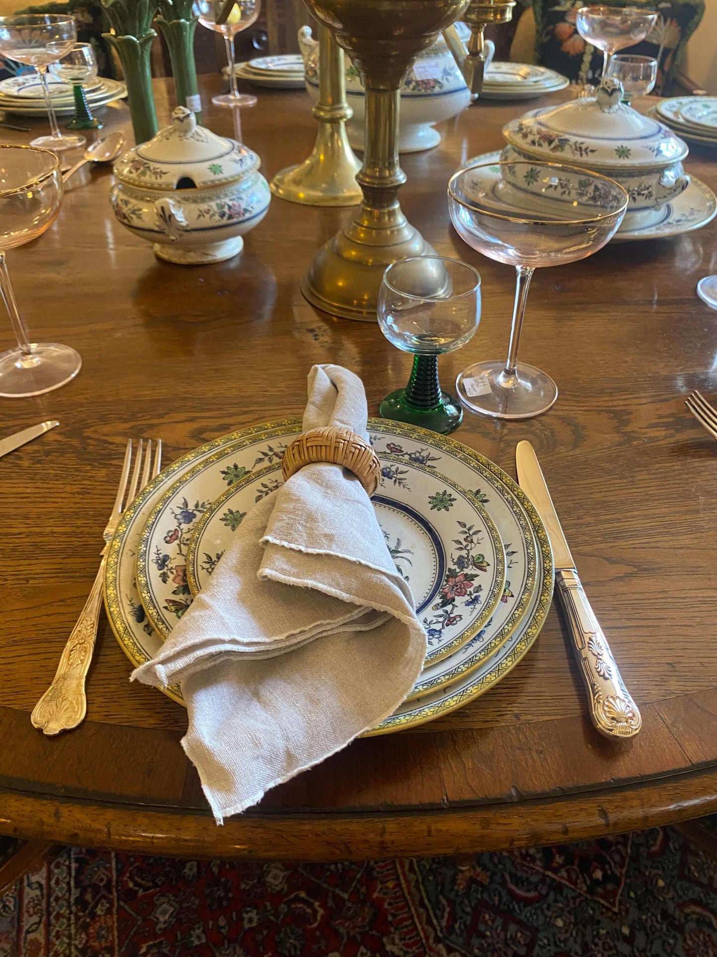Early 19th Century Solid Oak Round Dining Table