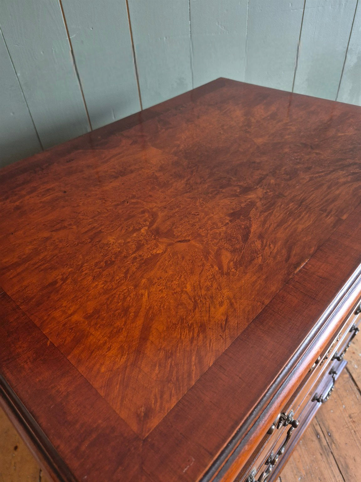 Edwardian Bachelors Chest