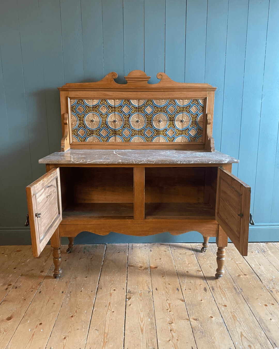 Edwardian Pine Marble Top Washstand