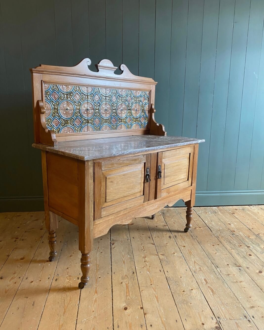 Edwardian Pine Marble Top Washstand