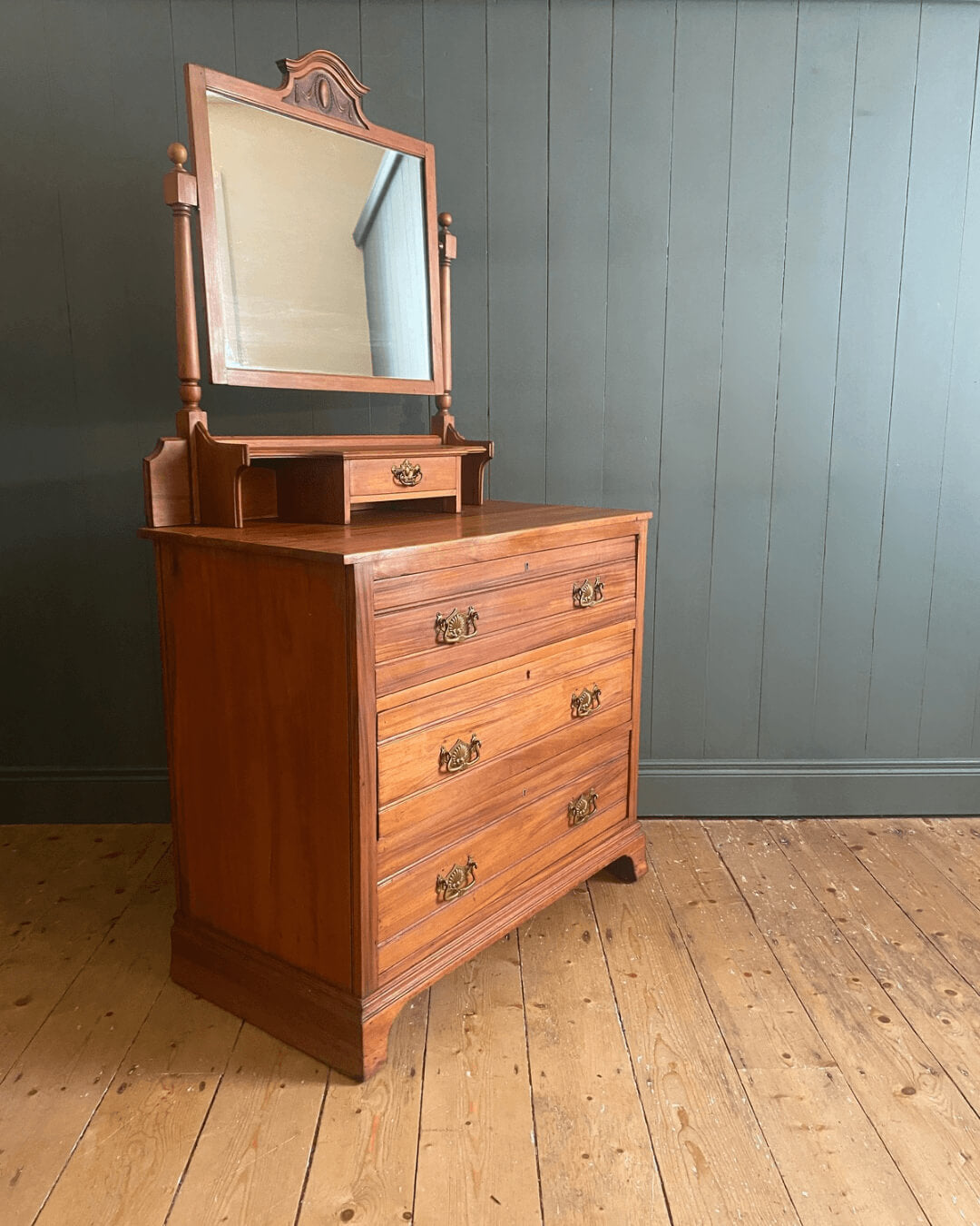 Edwardian Satin Walnut Dressing Chest