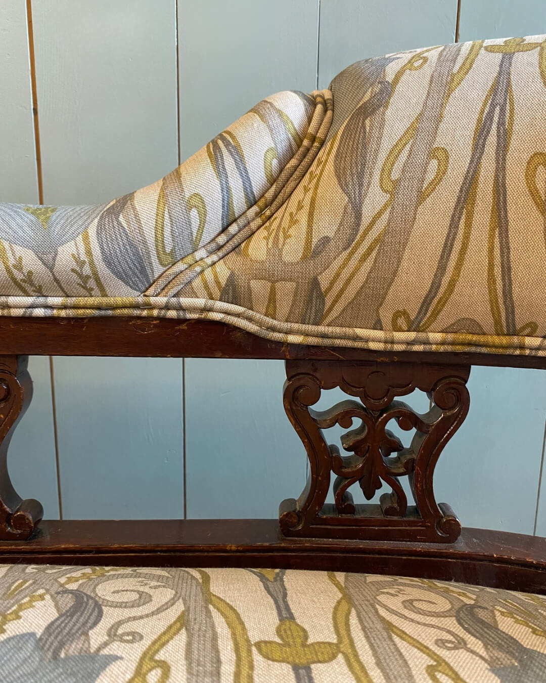 Edwardian Upholstered Mahogany Chaise Longue