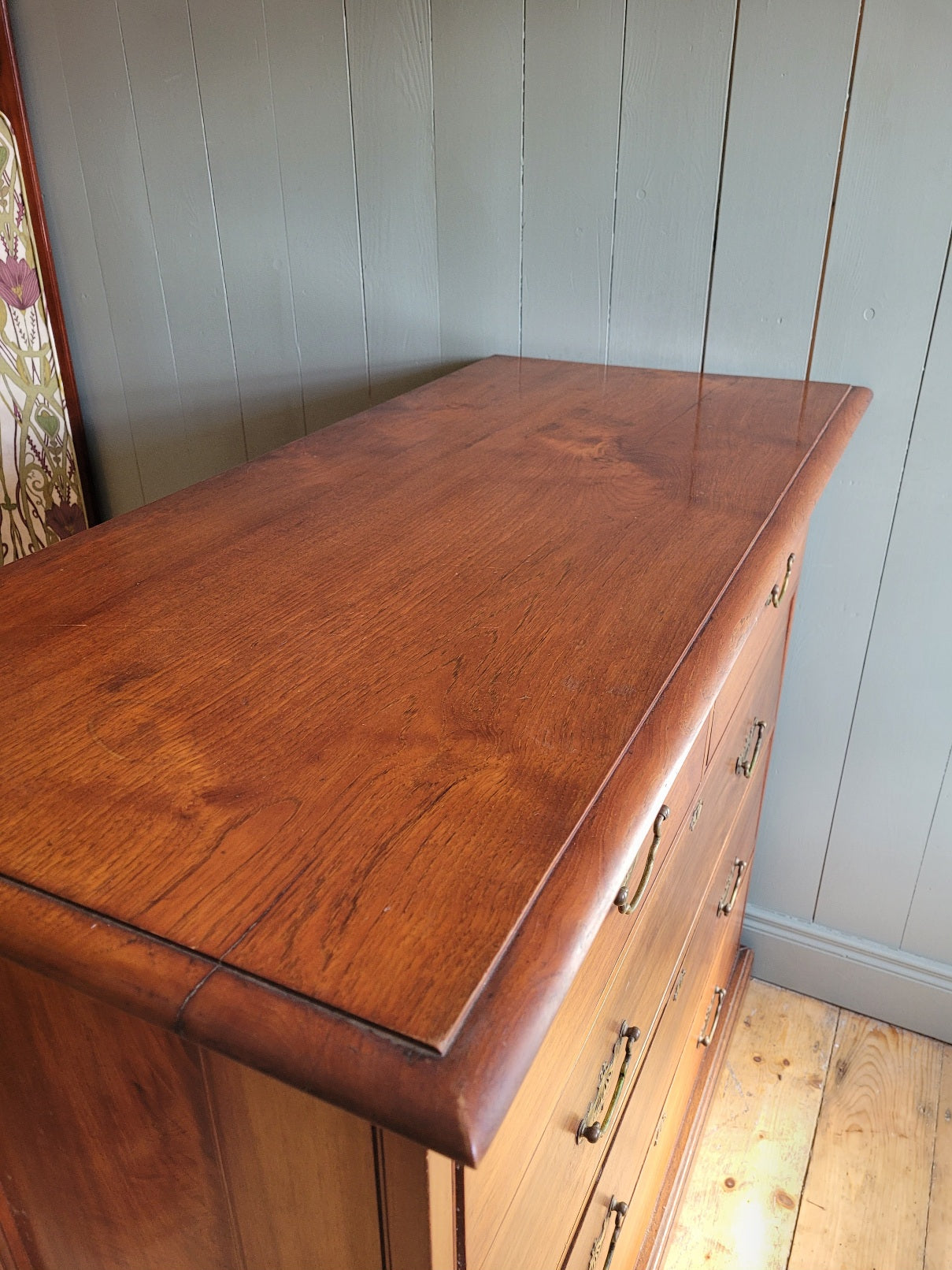 Edwardian Walnut Chest of Drawers