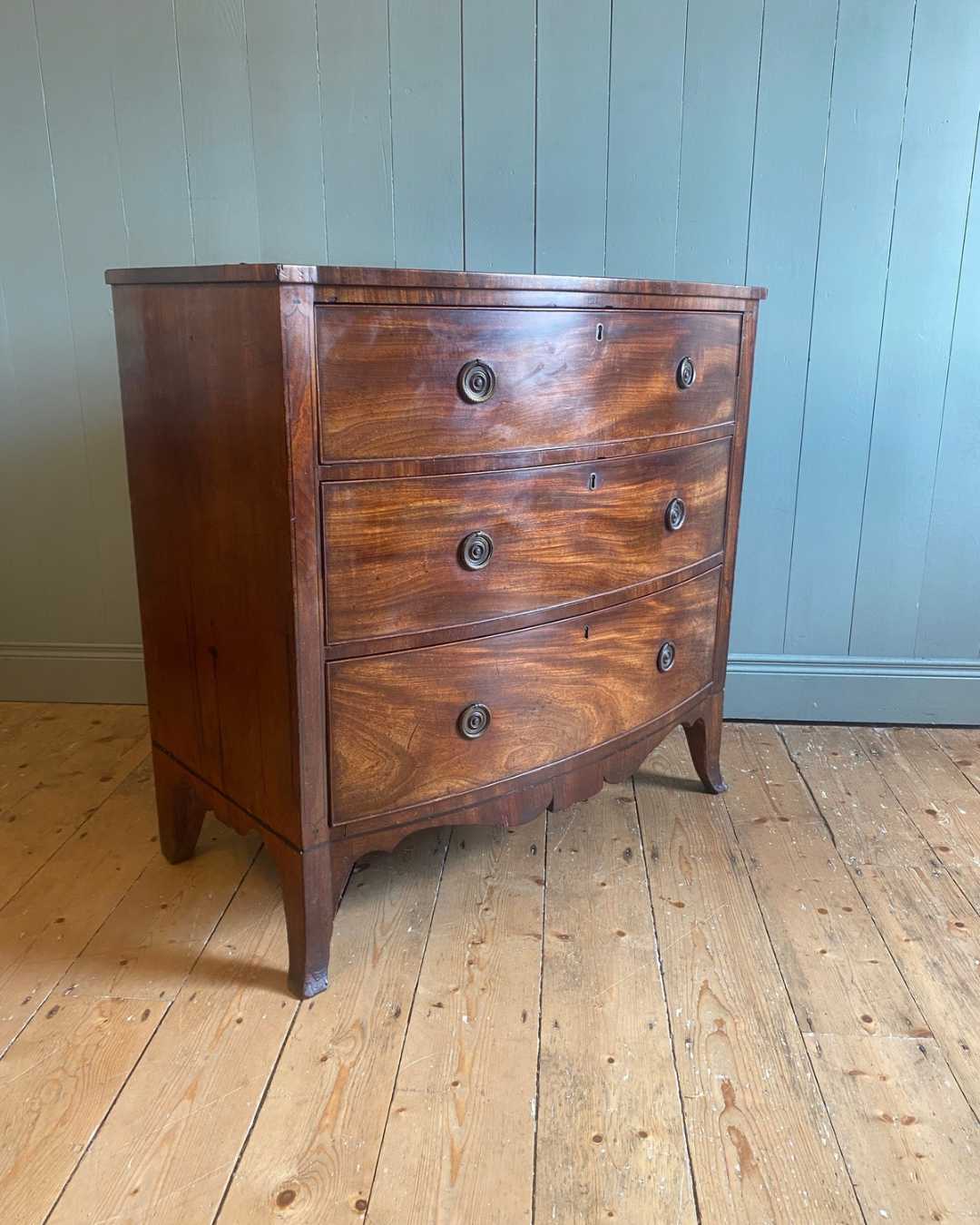 Georgian Bow Front Chest of Drawers