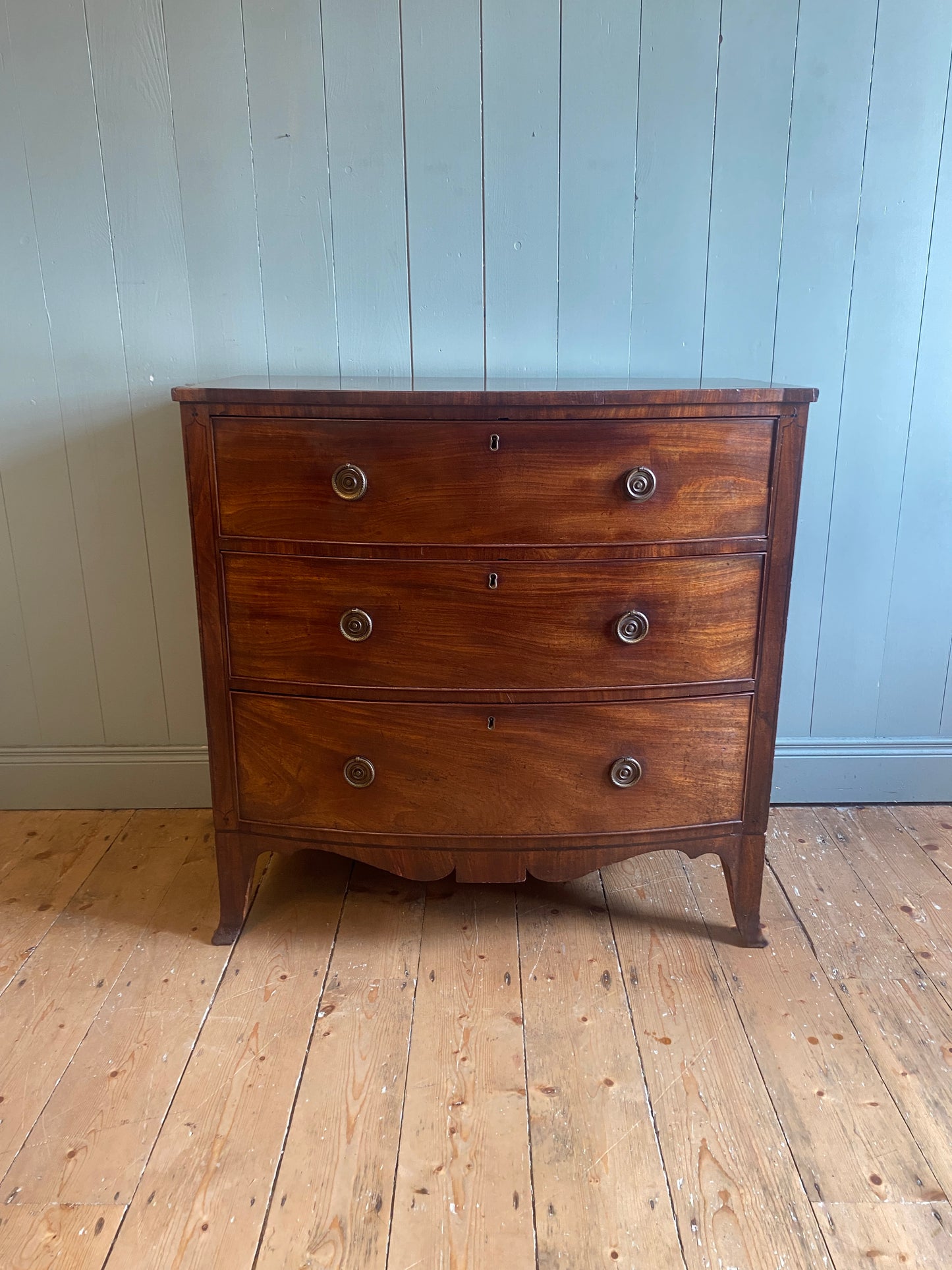 Georgian Bow Front Chest of Drawers