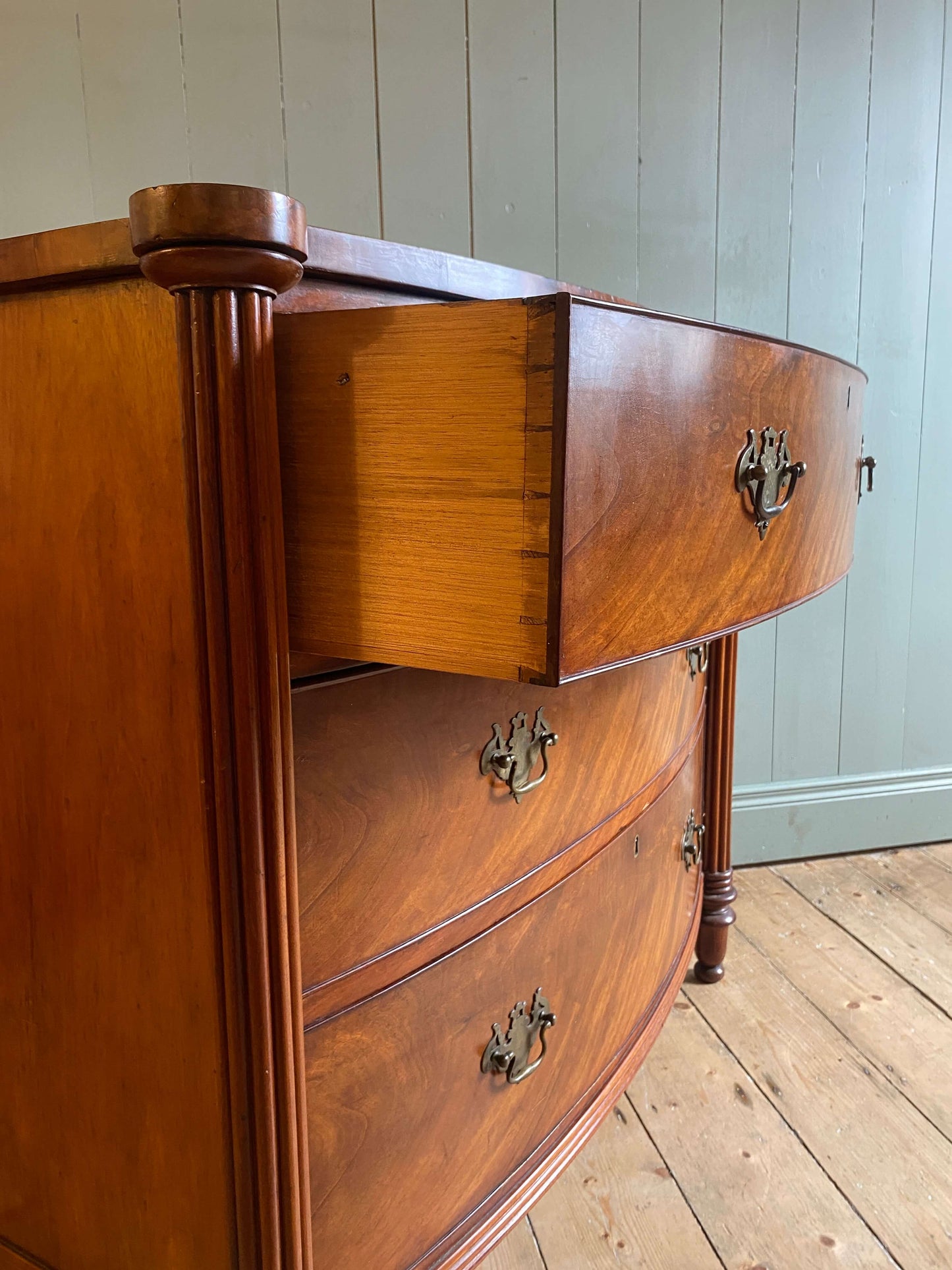 Georgian Bow Front Flame Mahogany Chest Of Drawers