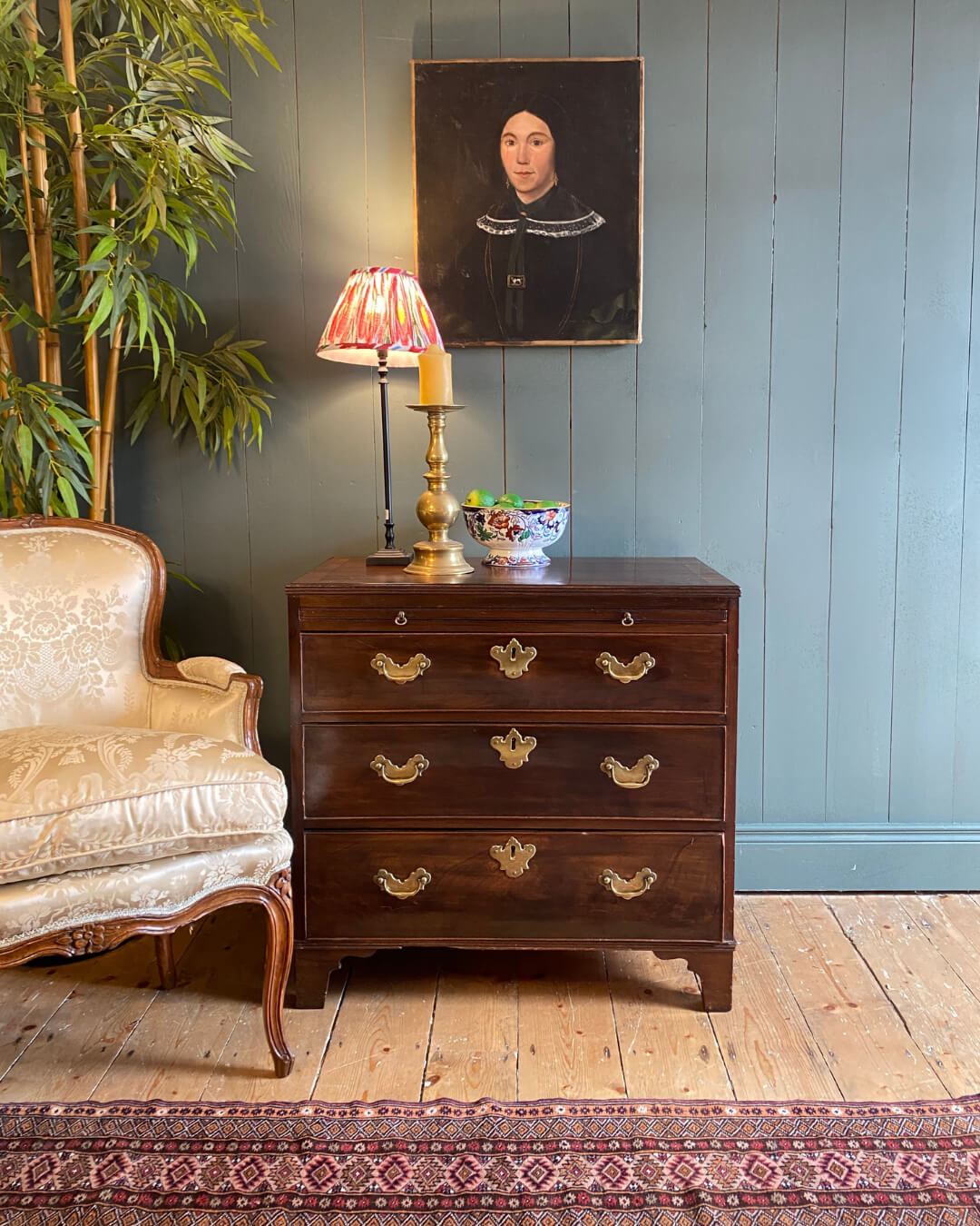 Georgian Mahogany Bachelor's Chest