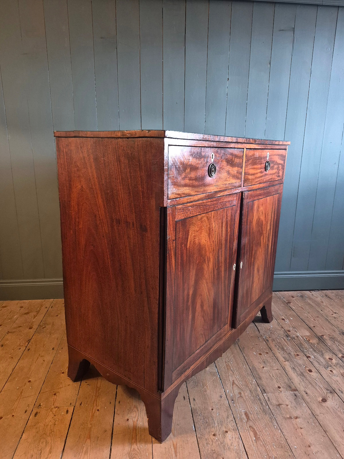 Georgian Mahogany Cabinet