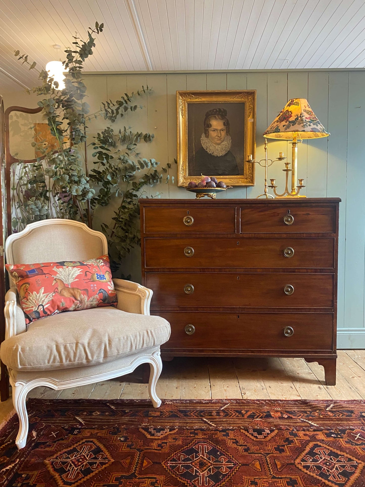 Georgian Mahogany Chest Of Drawers