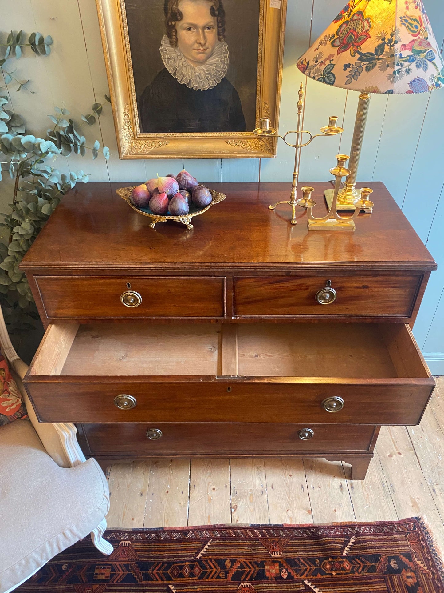 Georgian Mahogany Chest Of Drawers