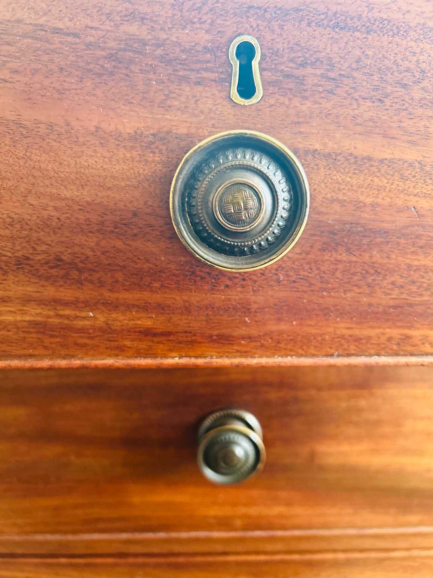Georgian Mahogany Chest of Drawers
