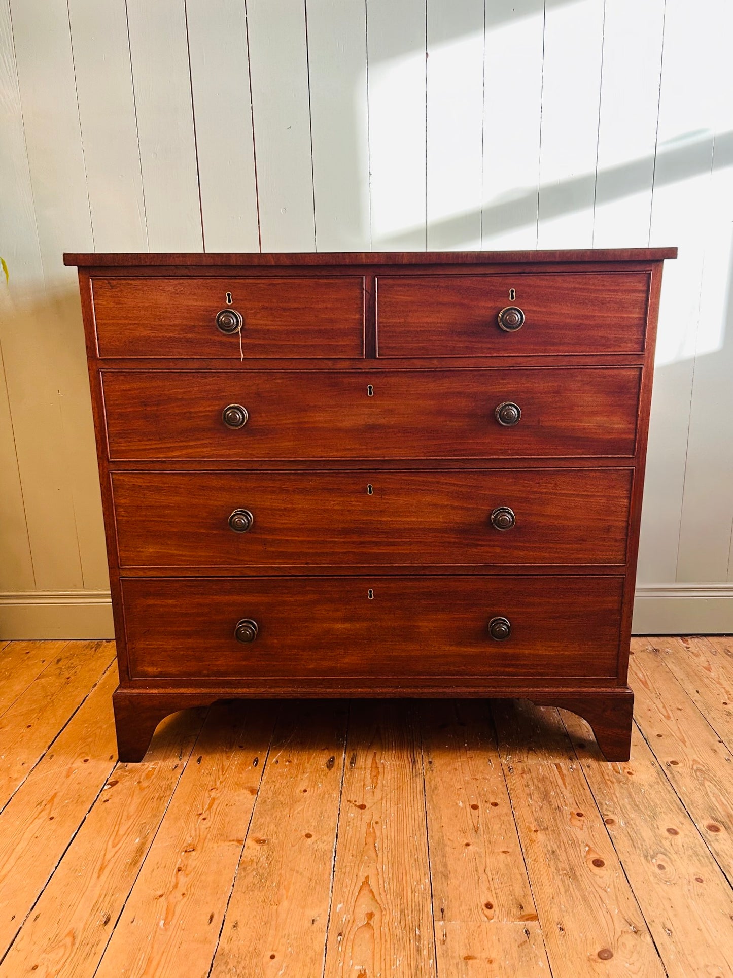 Georgian Mahogany Chest of Drawers