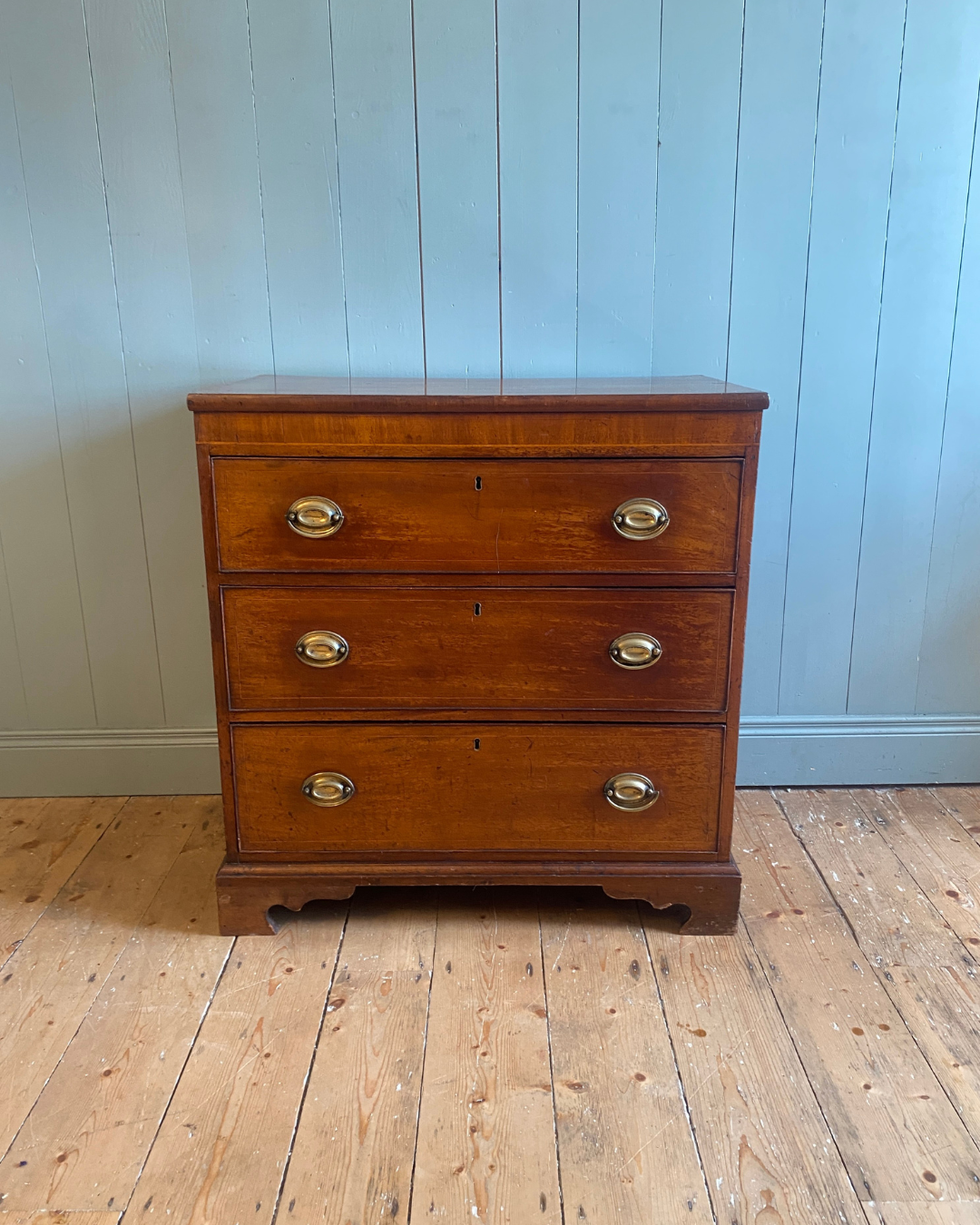 Georgian Mahogany Chest of drawers