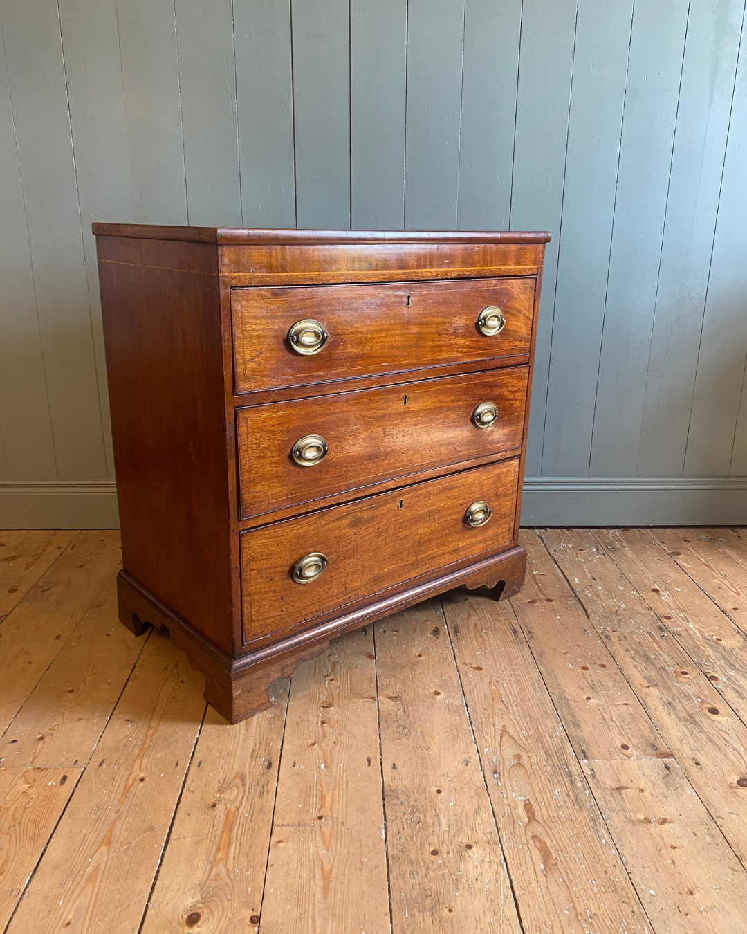 Georgian Mahogany Chest of drawers