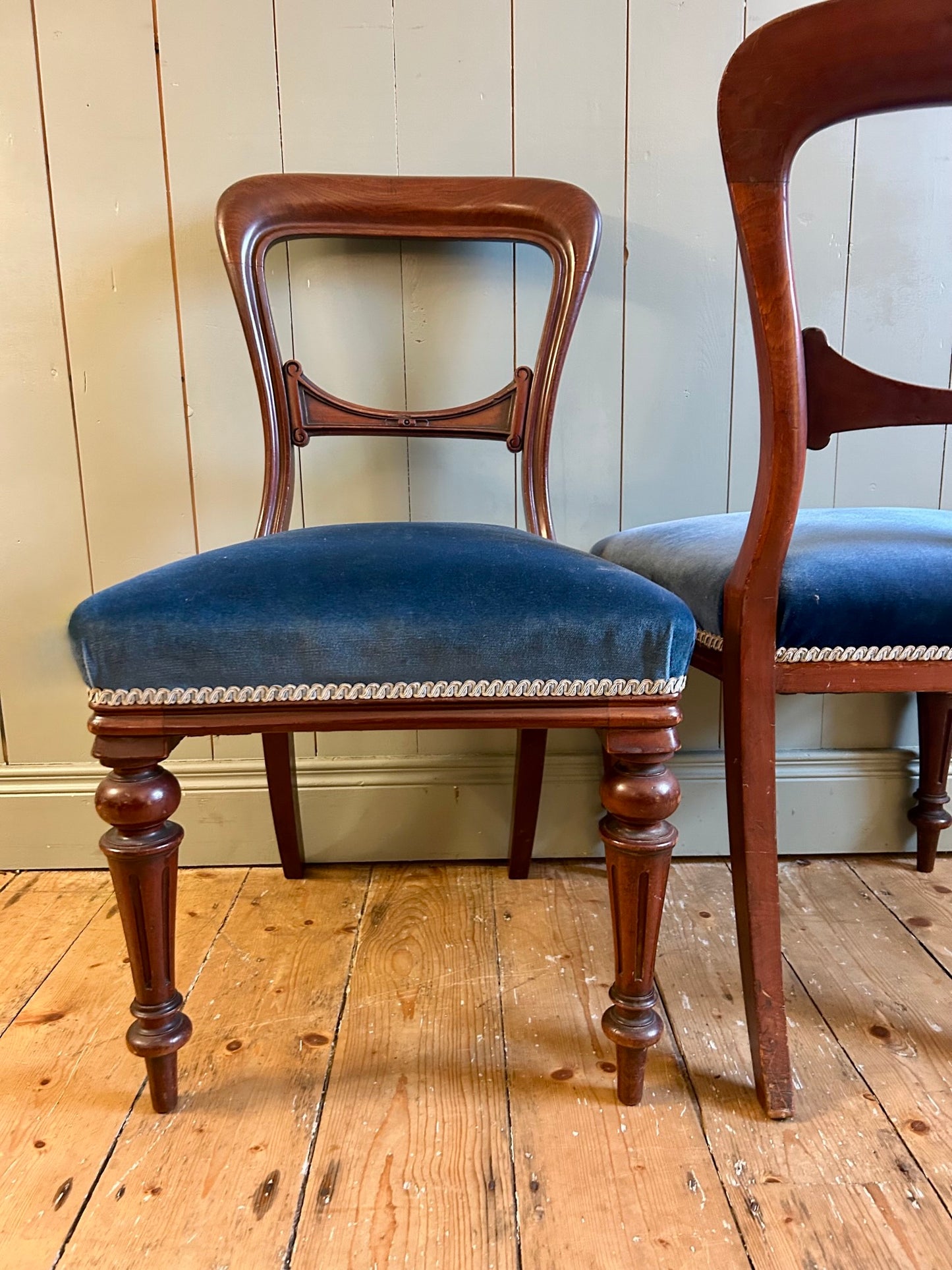 6 Victorian Balloon Back Dining Chairs