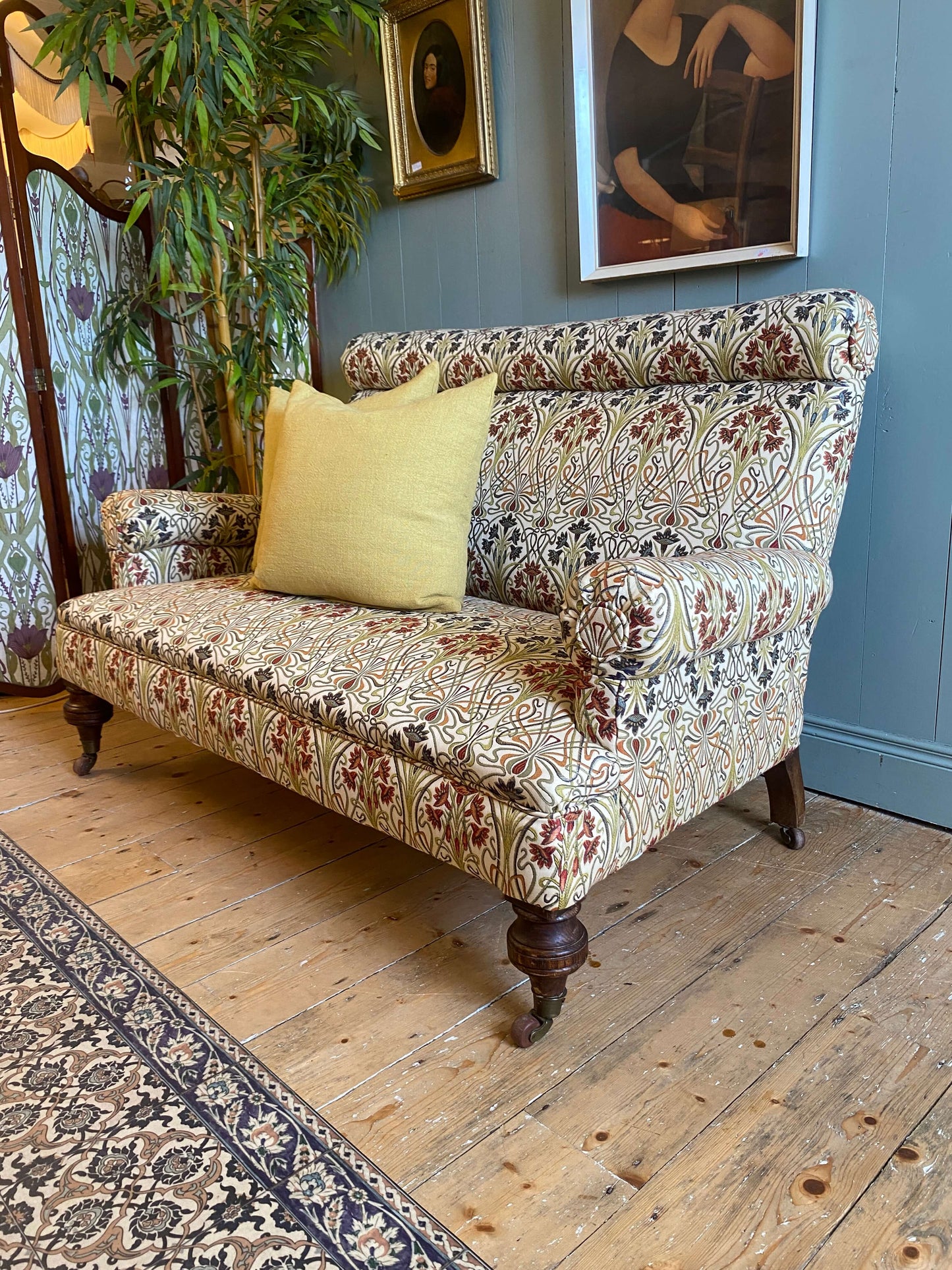 Victorian Upholstered Loveseat Sofa