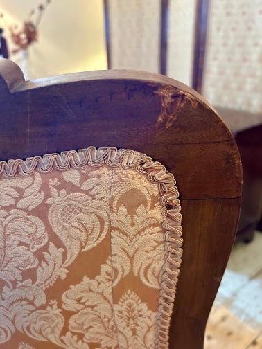 Victorian Oak Carved Settee with Silk Damask