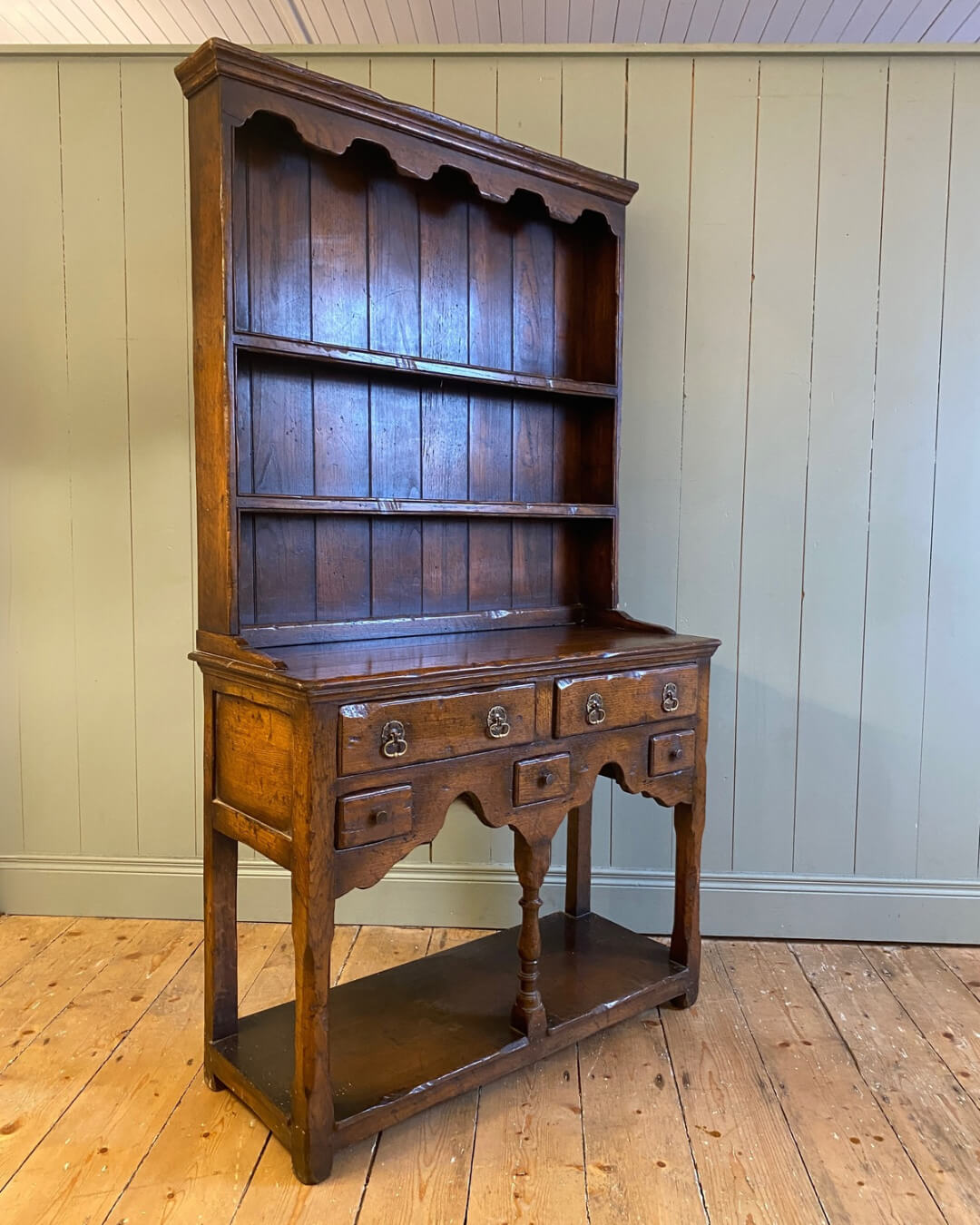 Ipswich Oak Dresser Early 1900s