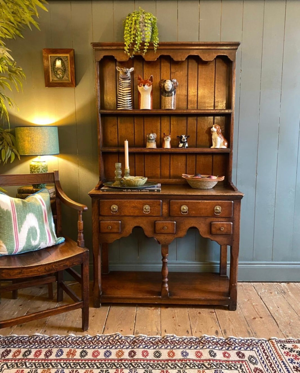 Vintage Oak Ipswich dresser