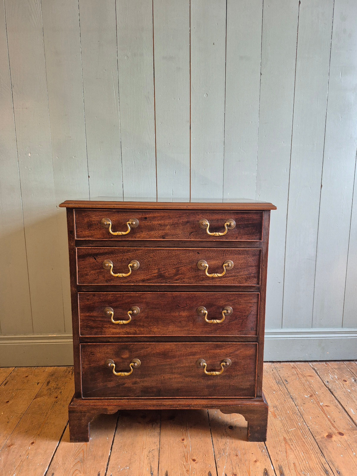 Mahogany Chest of Drawers