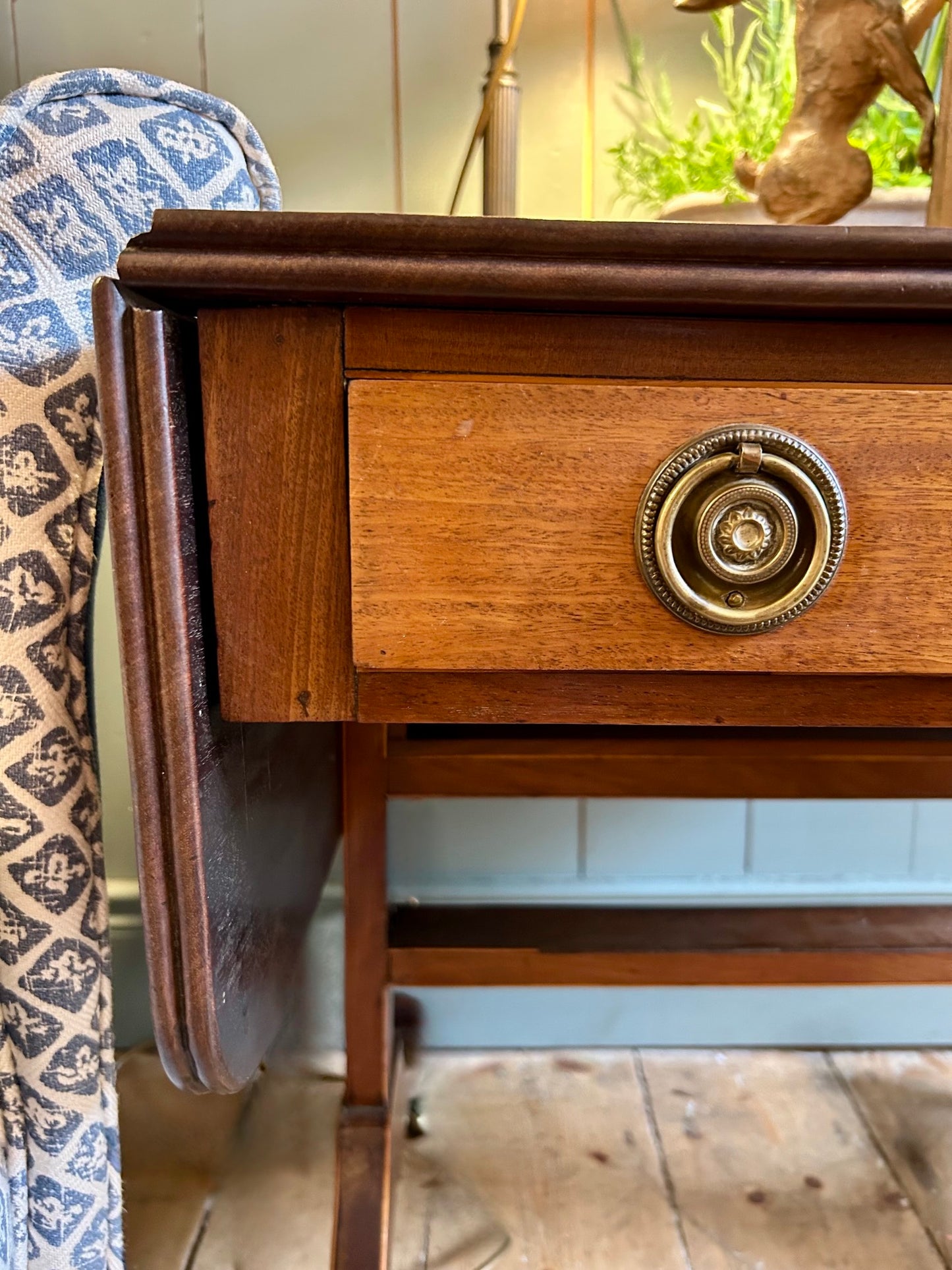 Regency Mahogany Drop Leaf Coffee Table