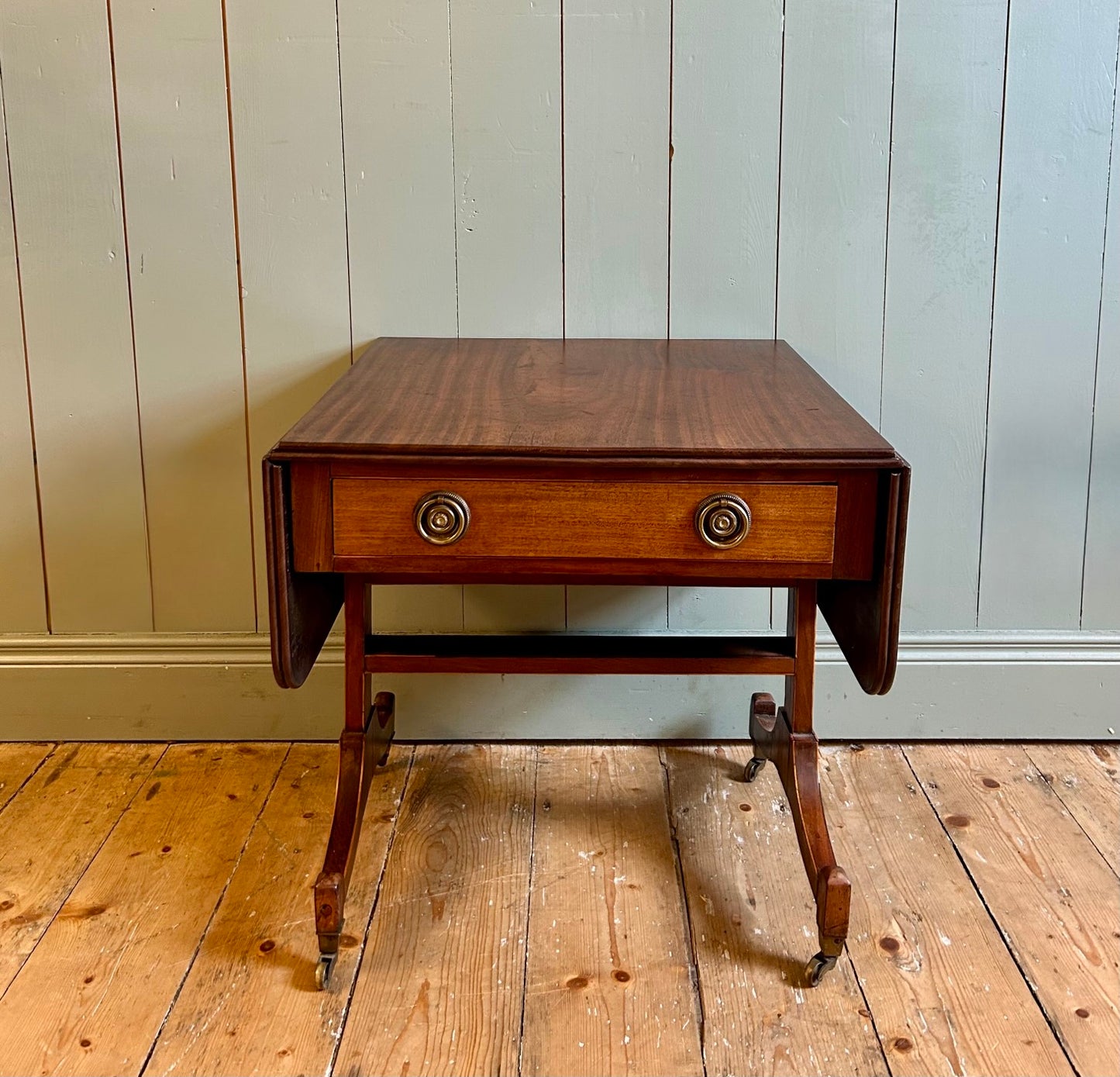 Regency Mahogany Drop Leaf Coffee Table