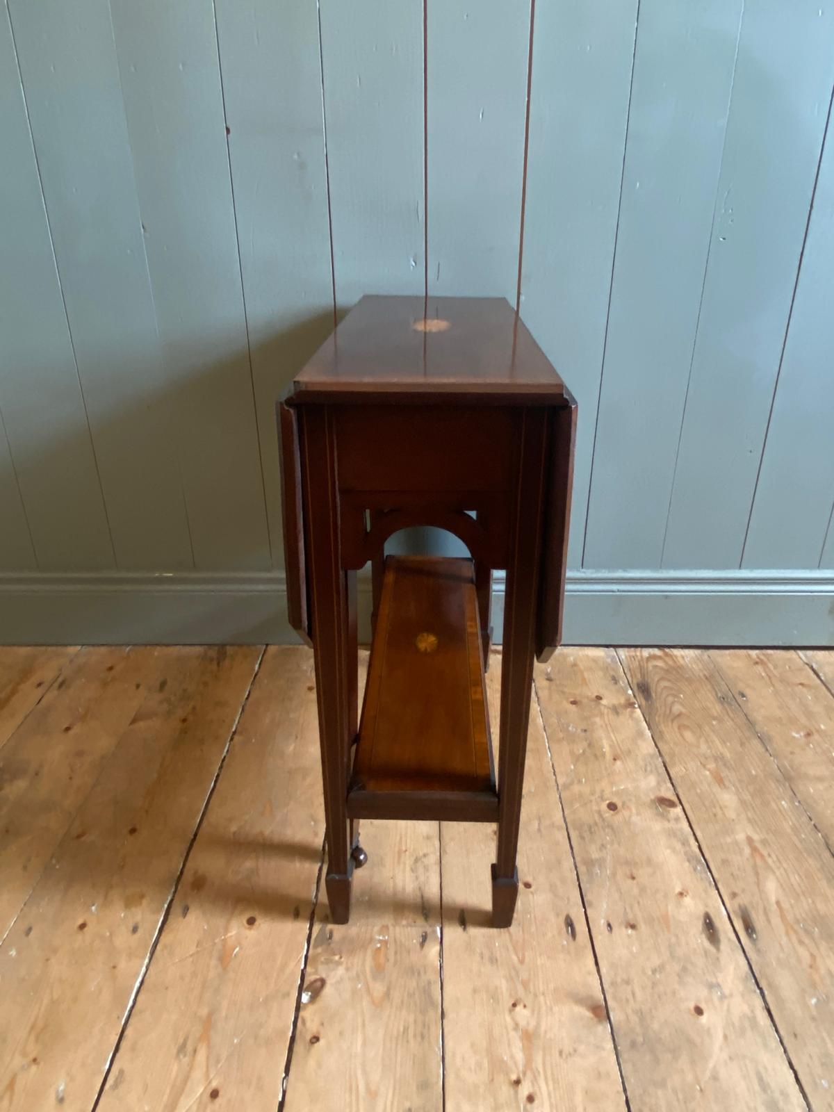 Mahogany Sutherland Table