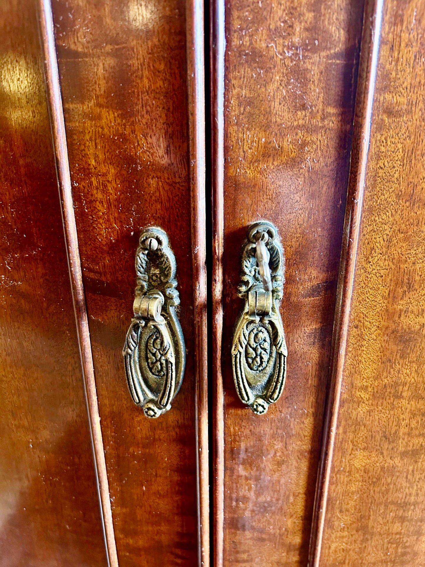Maple & Co. Wardrobe in Ash