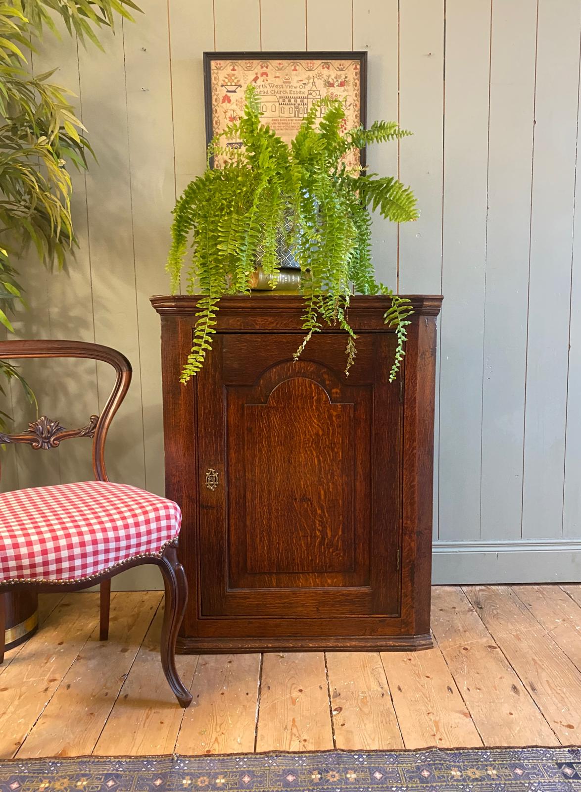 Oak Corner Cupboard c1770