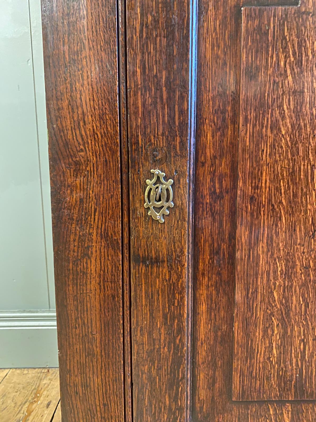 Oak Corner Cupboard c1770