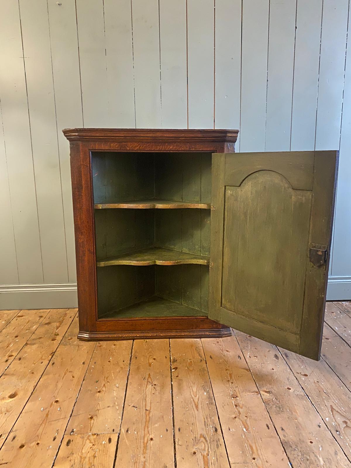 Oak Corner Cupboard c1770