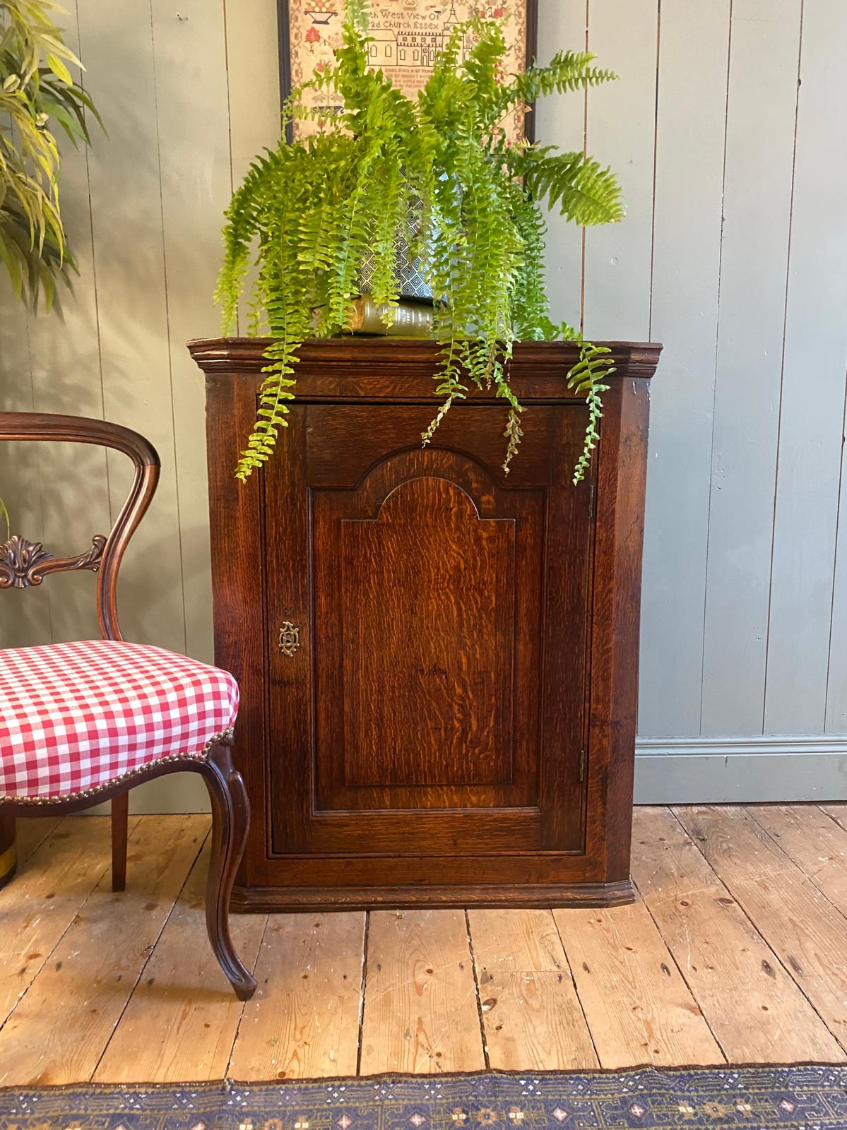 Oak Corner Cupboard c1770