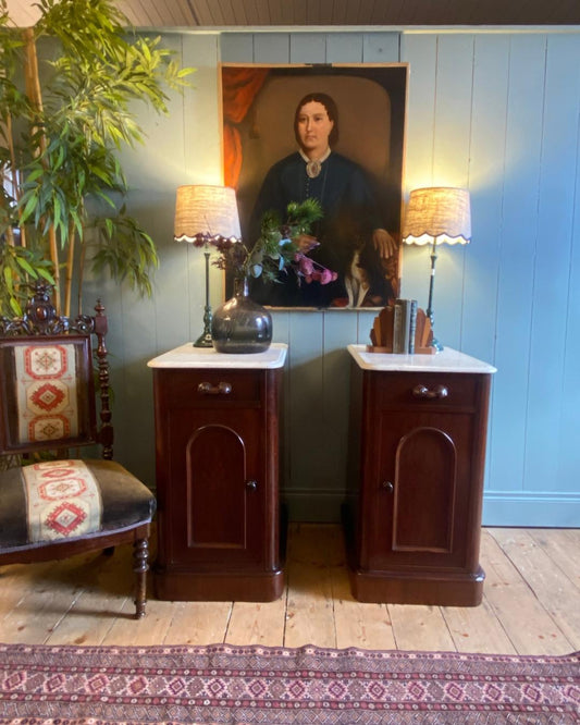 Pair of matching Victorian Nightstands c1860