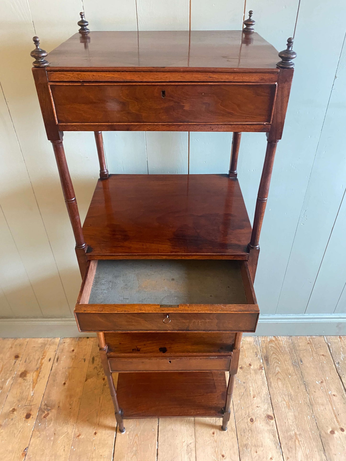 Regency Mahogany Whatnot