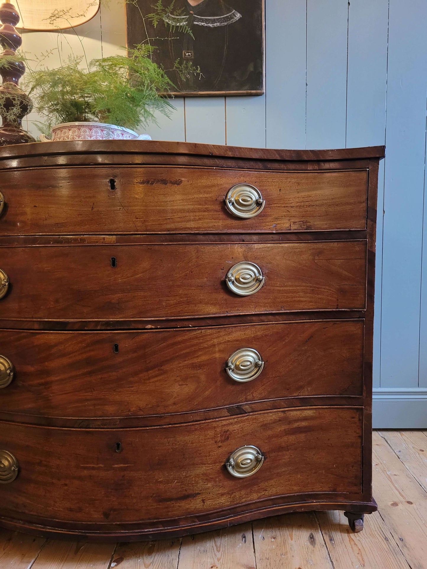 Regency Serpentine Chest of Drawers