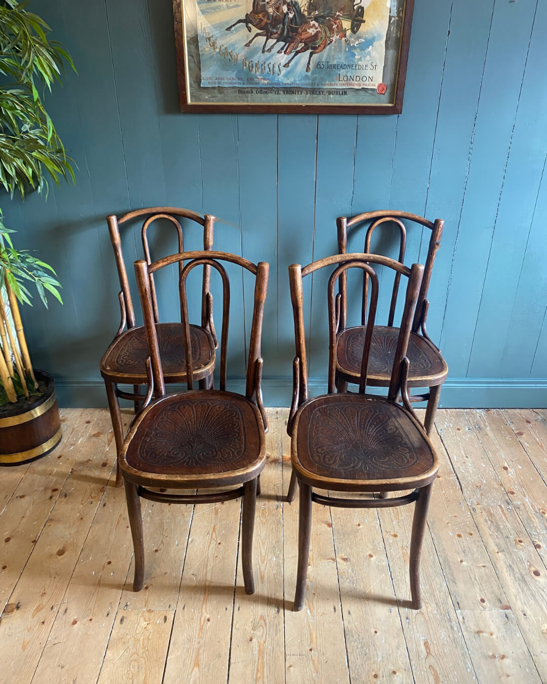 Set of 4 Thonet Bentwood Café Chairs c1910