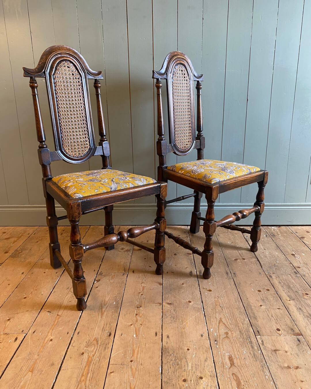 Set of 6 Oak High Back Dining Chairs