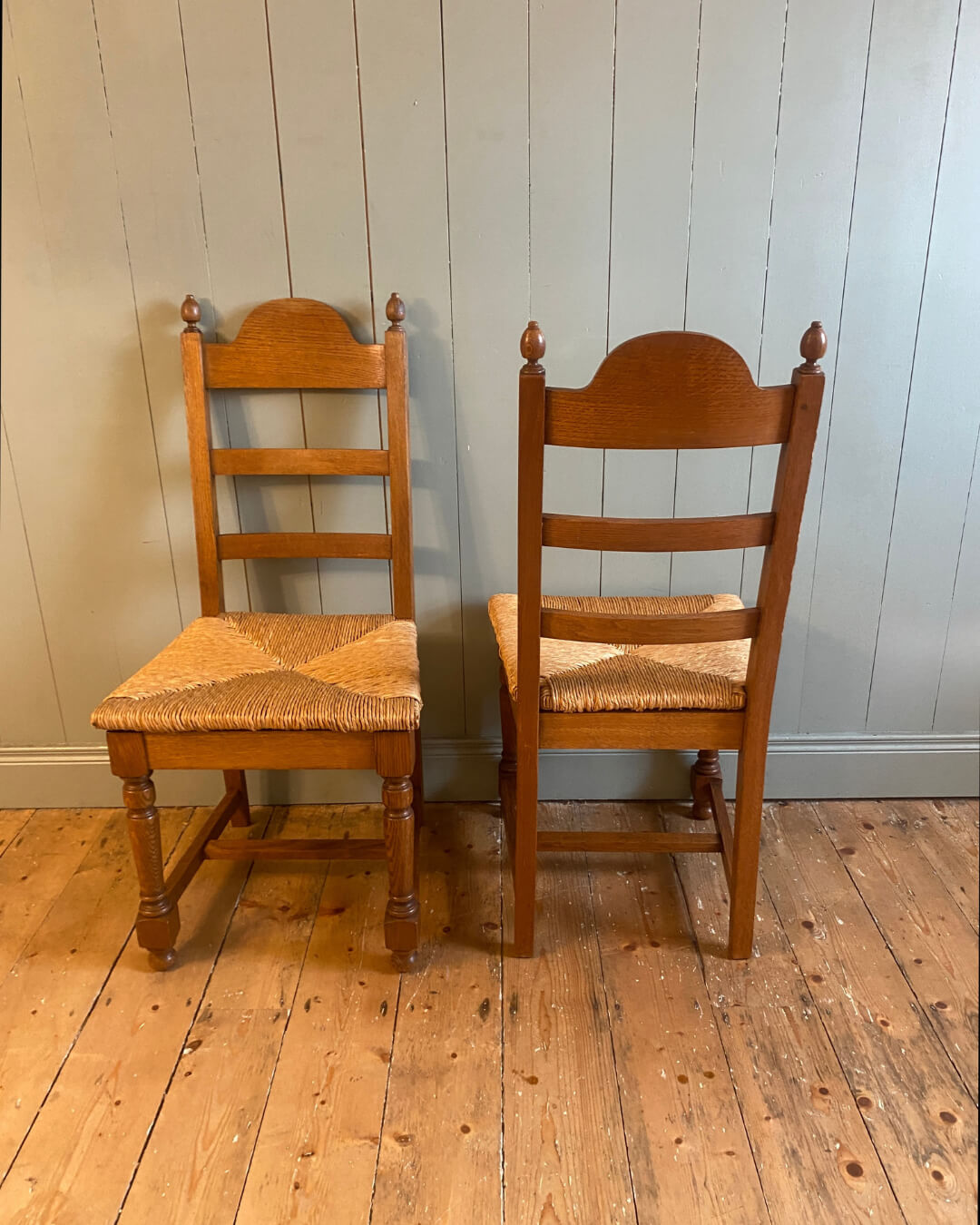 Set Of 6 Oak Ladder Back Chairs