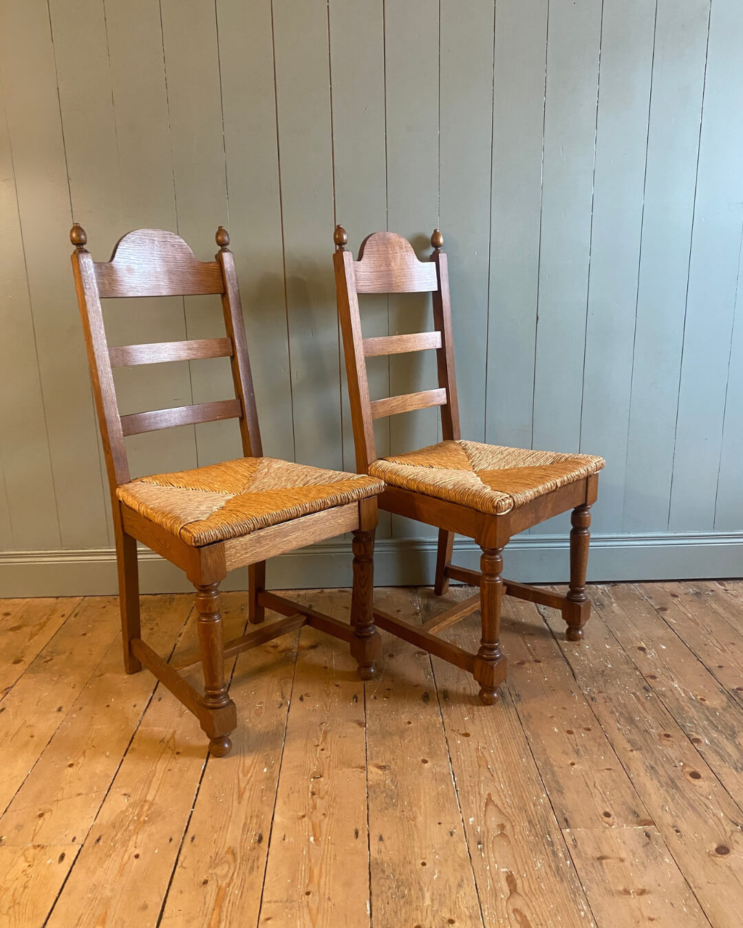 Set Of 6 Oak Ladder Back Chairs