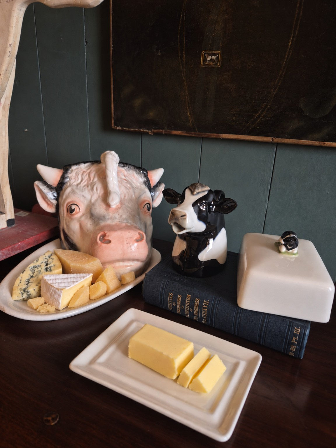 Staffordshire Cow Cheese Dish