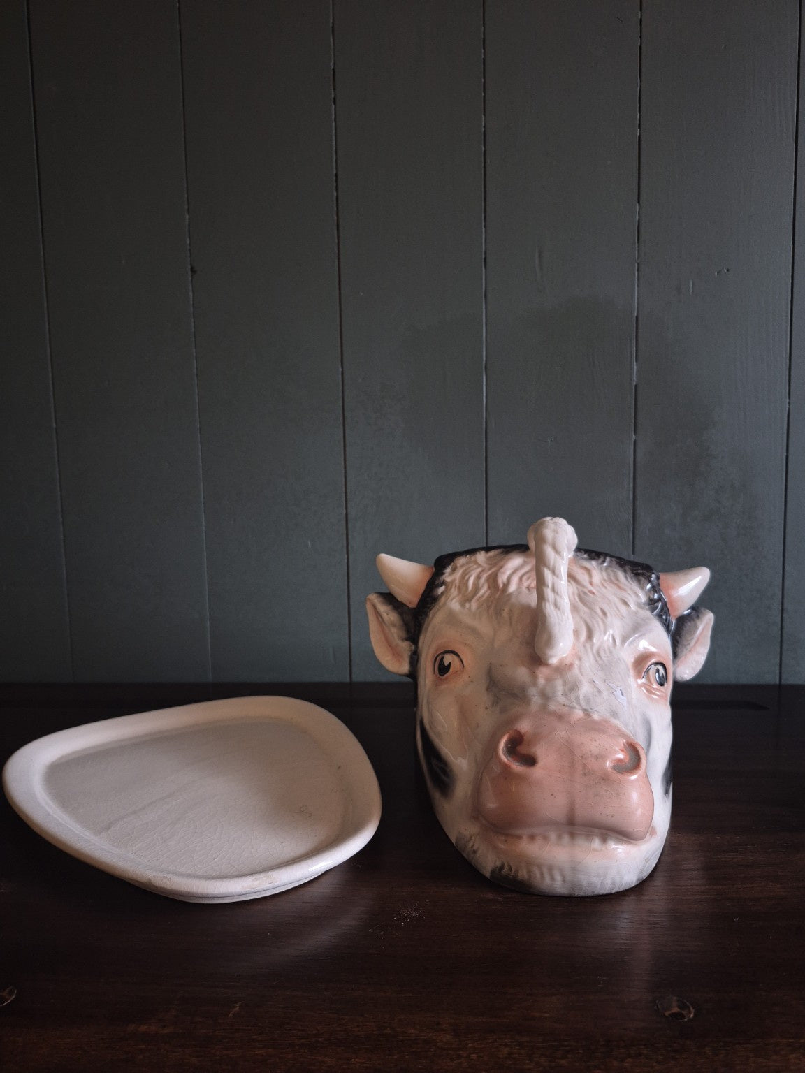Staffordshire Cow Cheese Dish