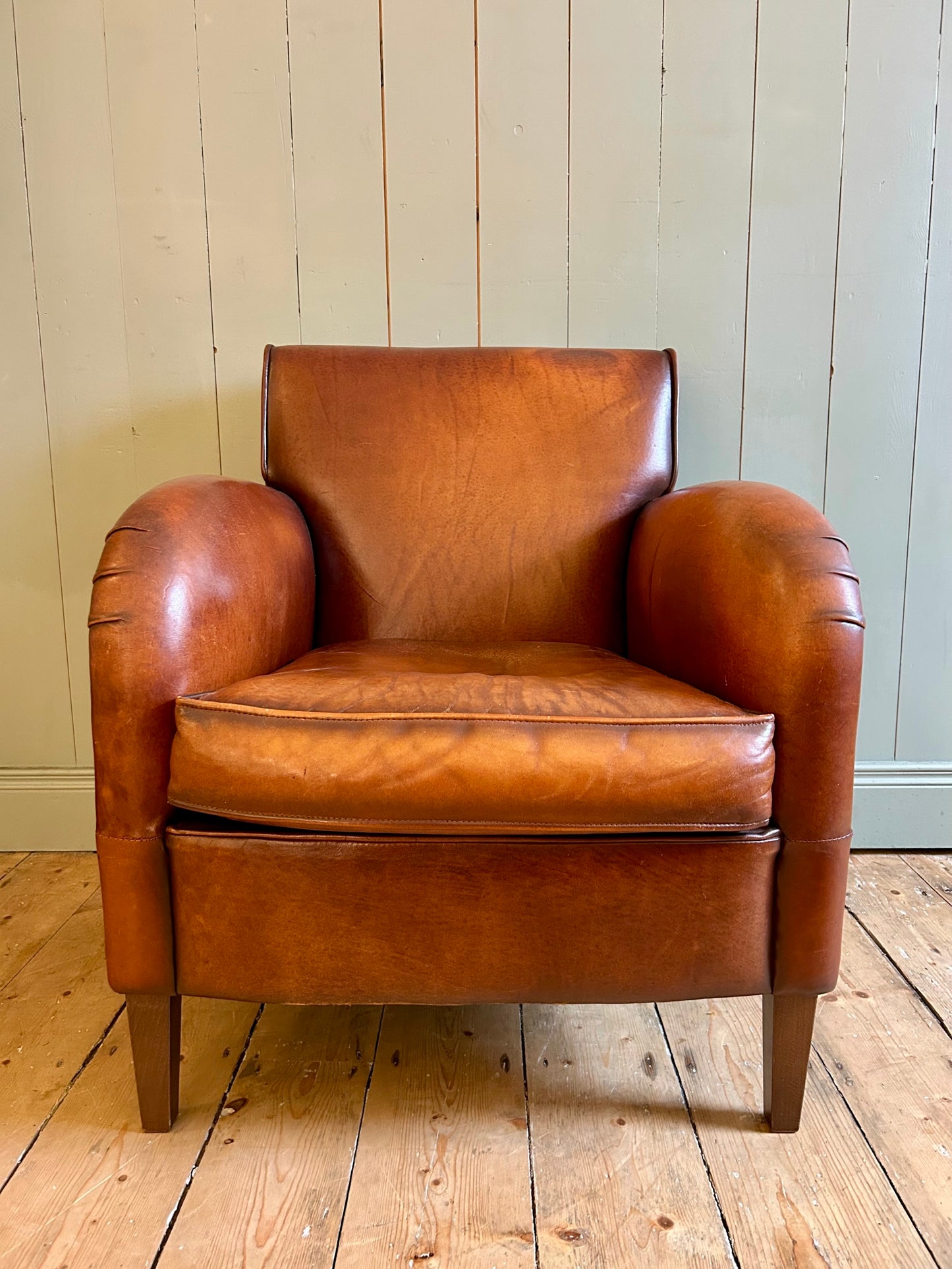 Vintage Tan Leather Club Chair