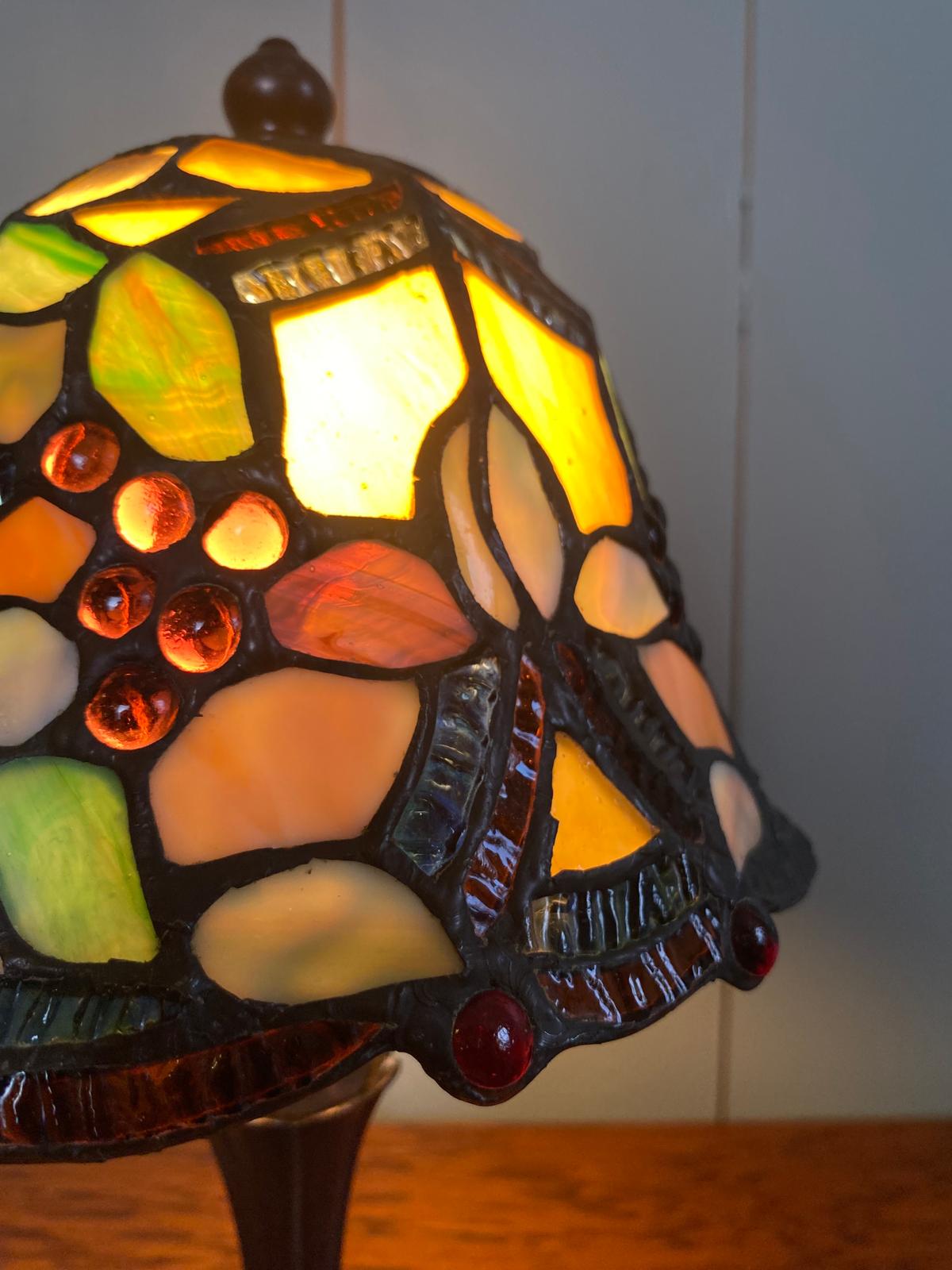 Tiffany Style Lamp with Stained Glass Shade
