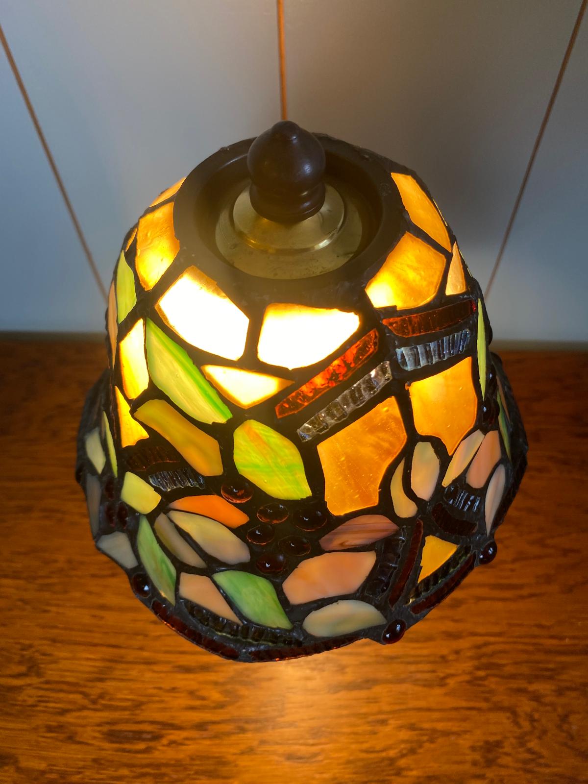 Tiffany Style Lamp with Stained Glass Shade