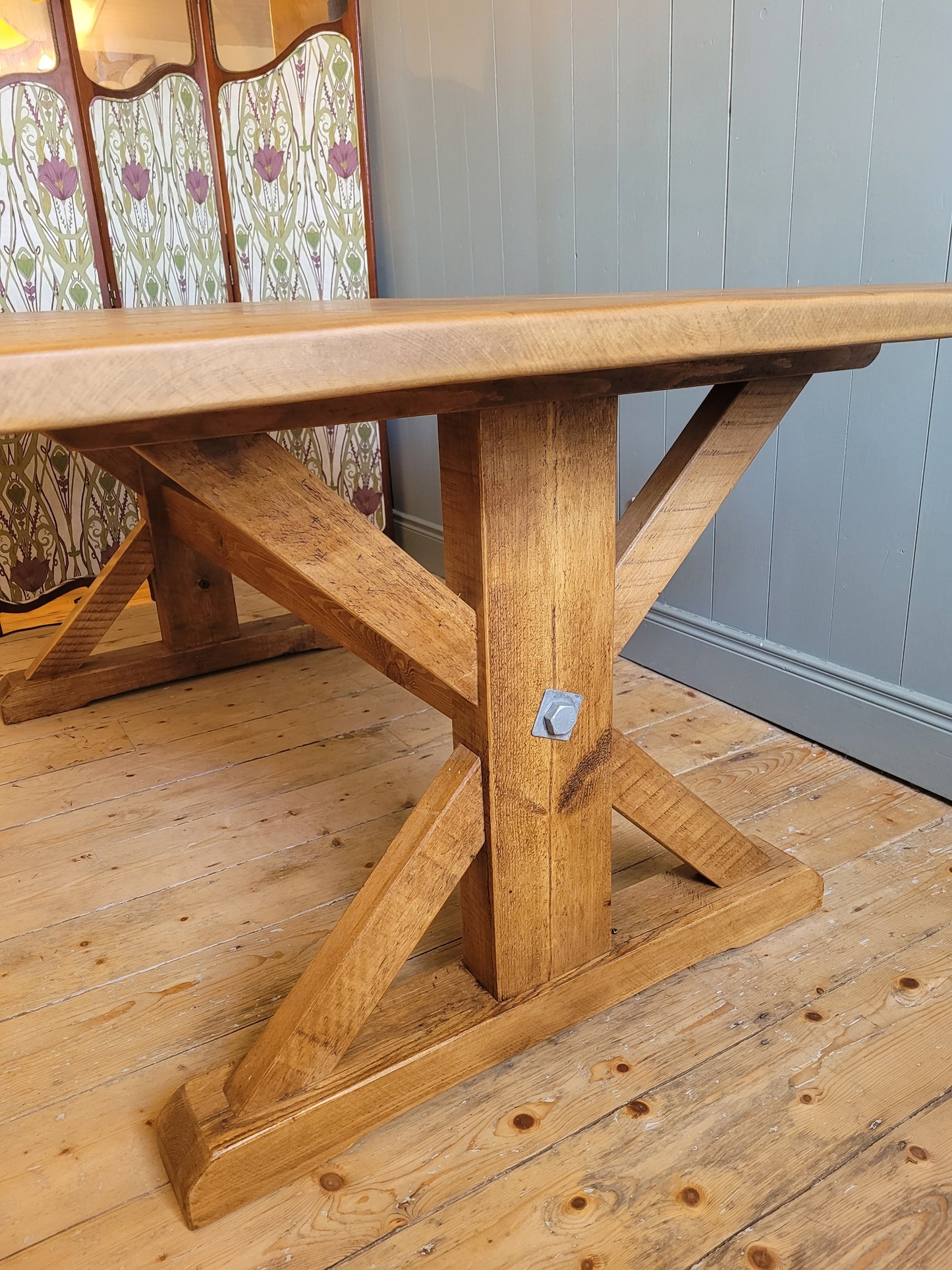 Union Leg Dining Table