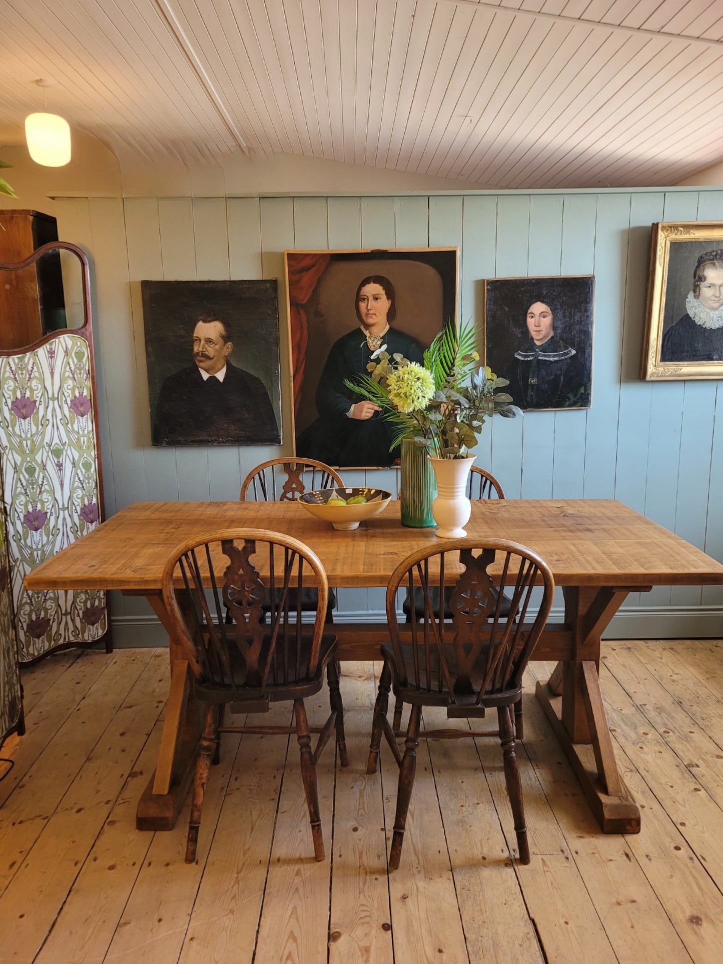Union Leg Dining Table