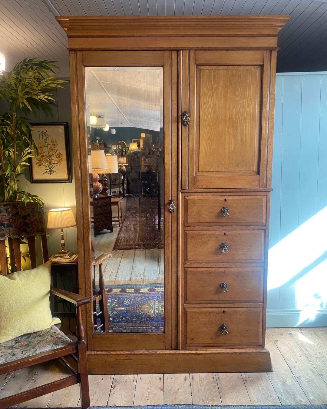 Victorian Ash Compactum Wardrobe