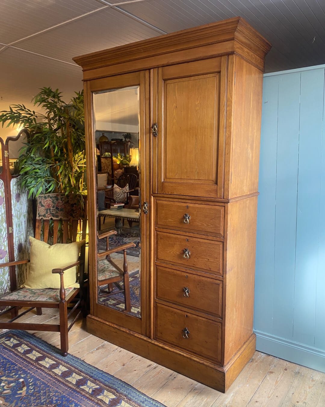 Victorian Ash Compactum Wardrobe
