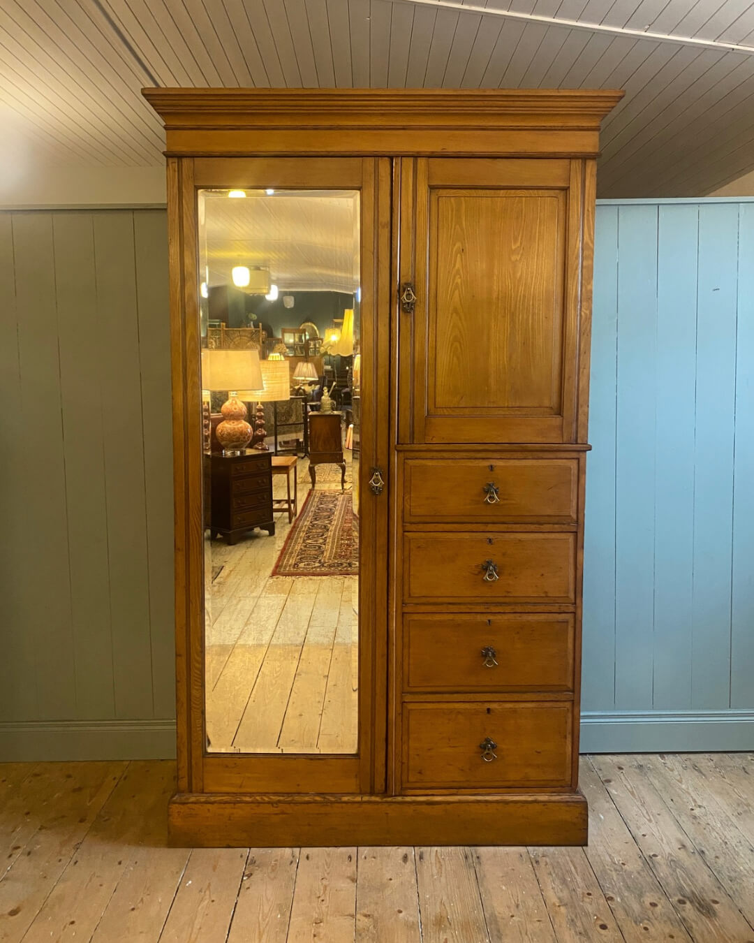 Victorian Ash Compactum Wardrobe